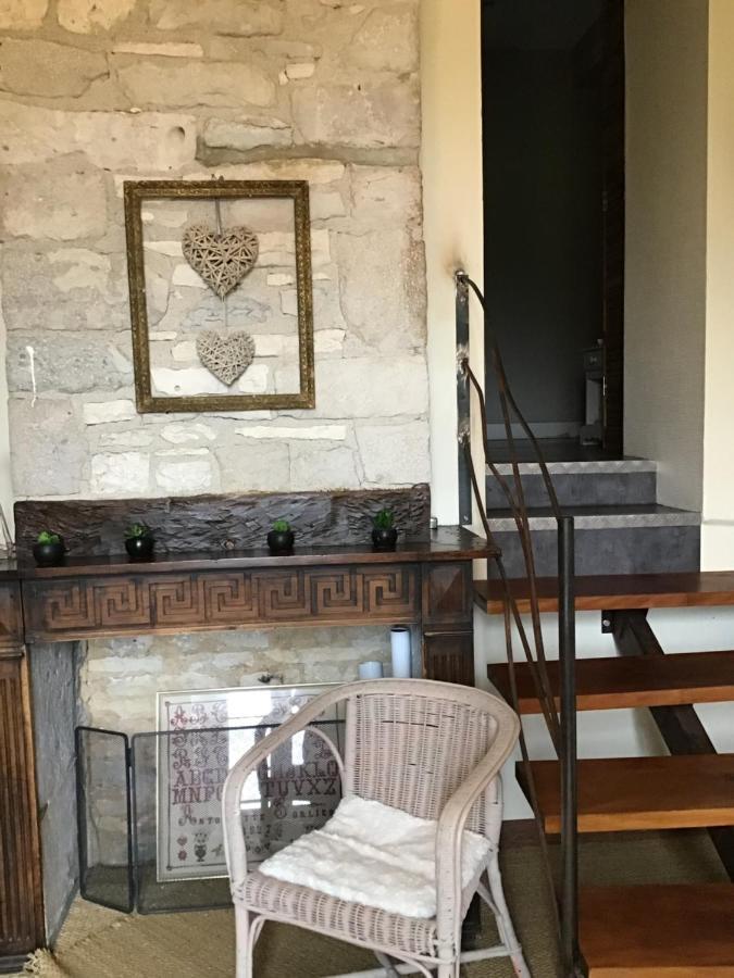 La Tour Des Quatre Chemins Apartment Gramat Bagian luar foto