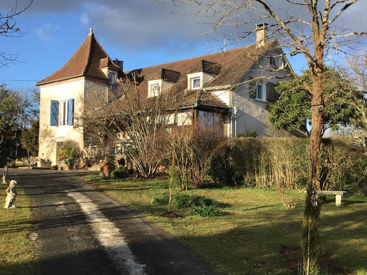 La Tour Des Quatre Chemins Apartment Gramat Bagian luar foto