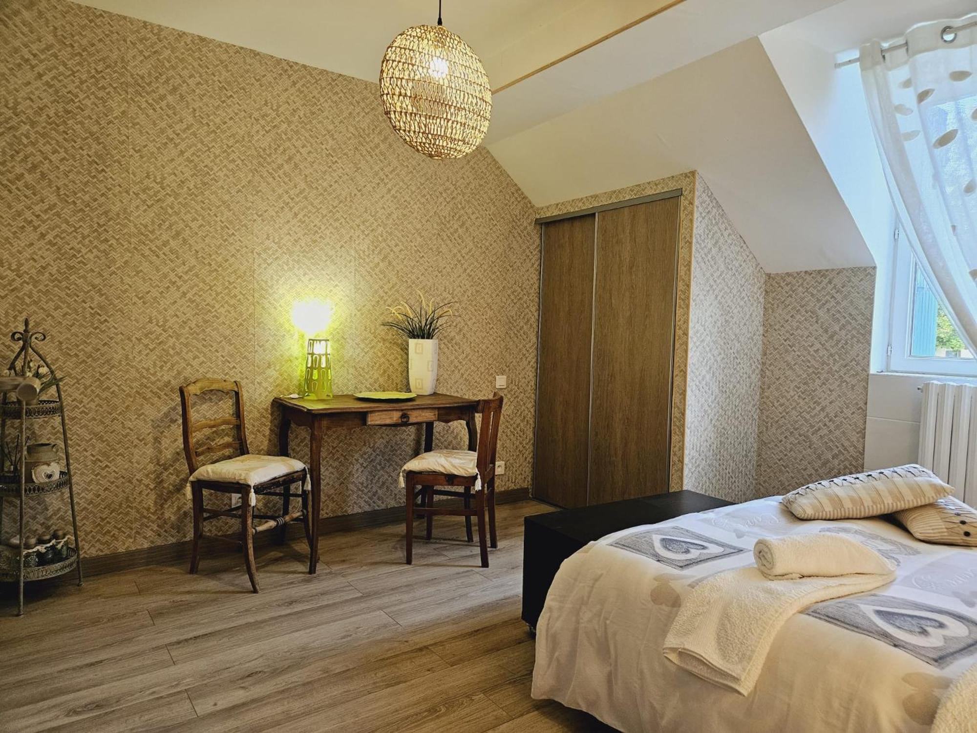 La Tour Des Quatre Chemins Apartment Gramat Bagian luar foto
